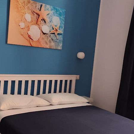 Bed and Breakfast Le Quattro Stagioni Генуя Екстер'єр фото